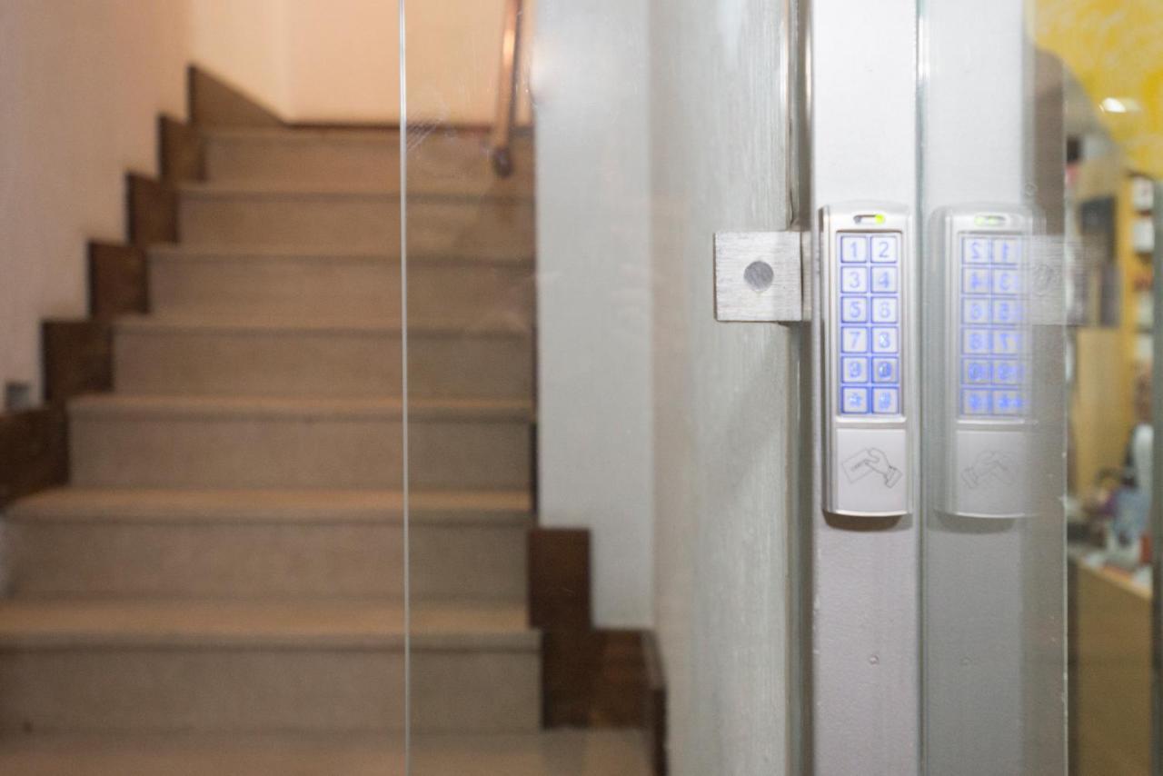Porto Automatic Hostel ภายนอก รูปภาพ