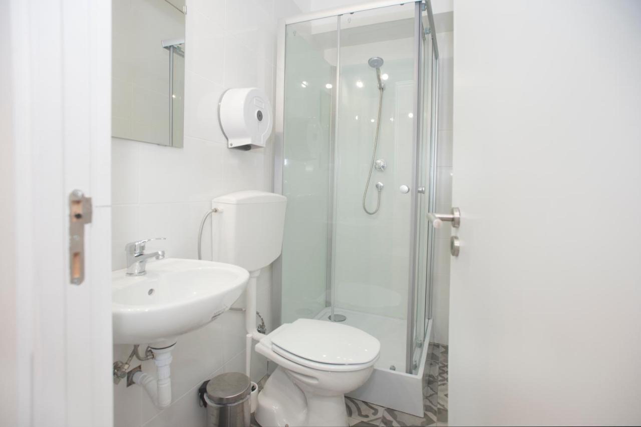 Porto Automatic Hostel ภายนอก รูปภาพ